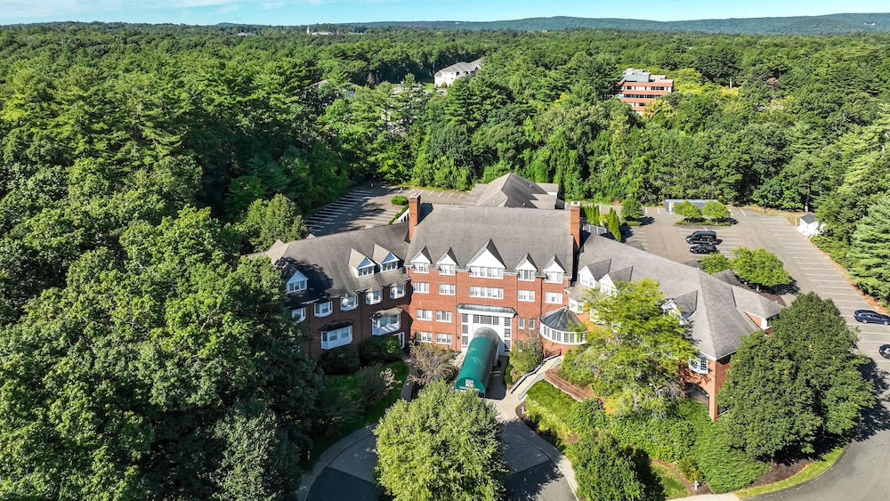 Simsbury Inn 1/35