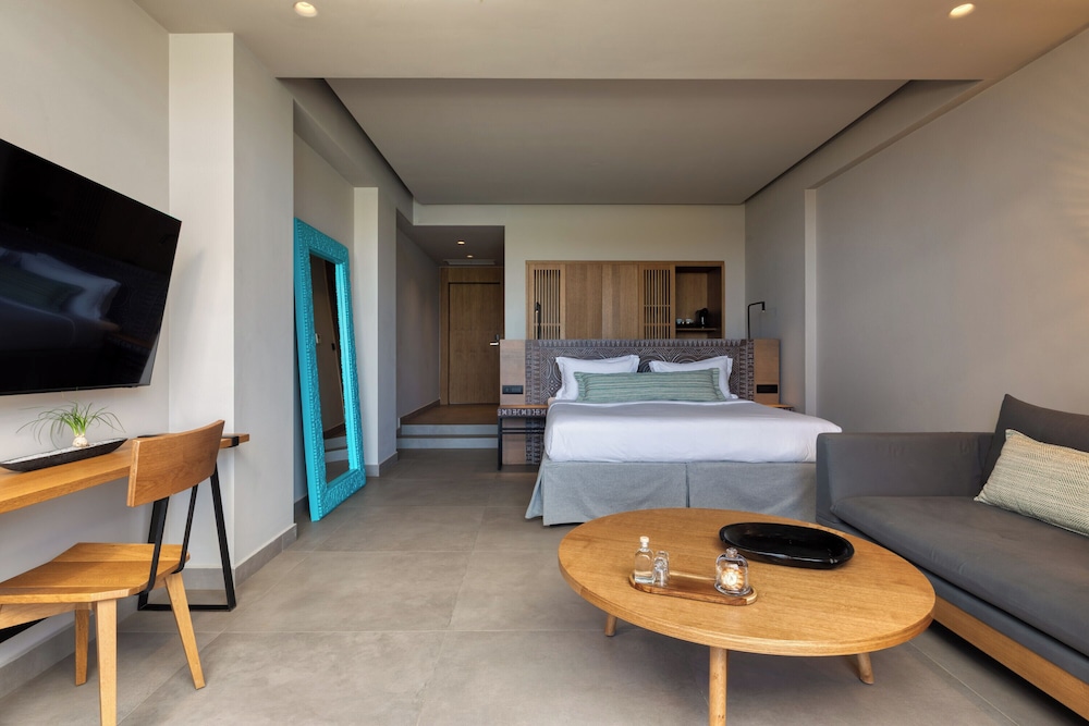 Castello Infinity Suites - Adults Only 108/158