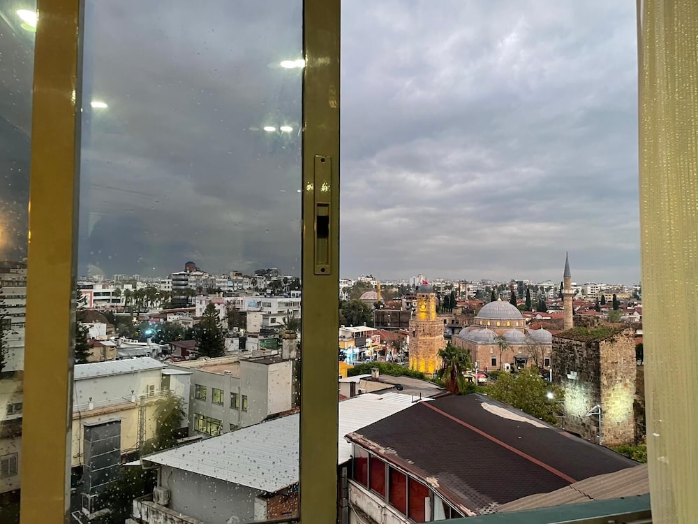 Mse Golden Lux Hotel 35/50