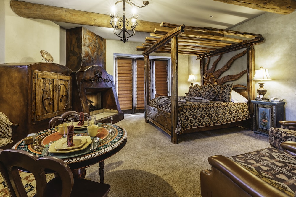 Adobe Grand Villas 39/73