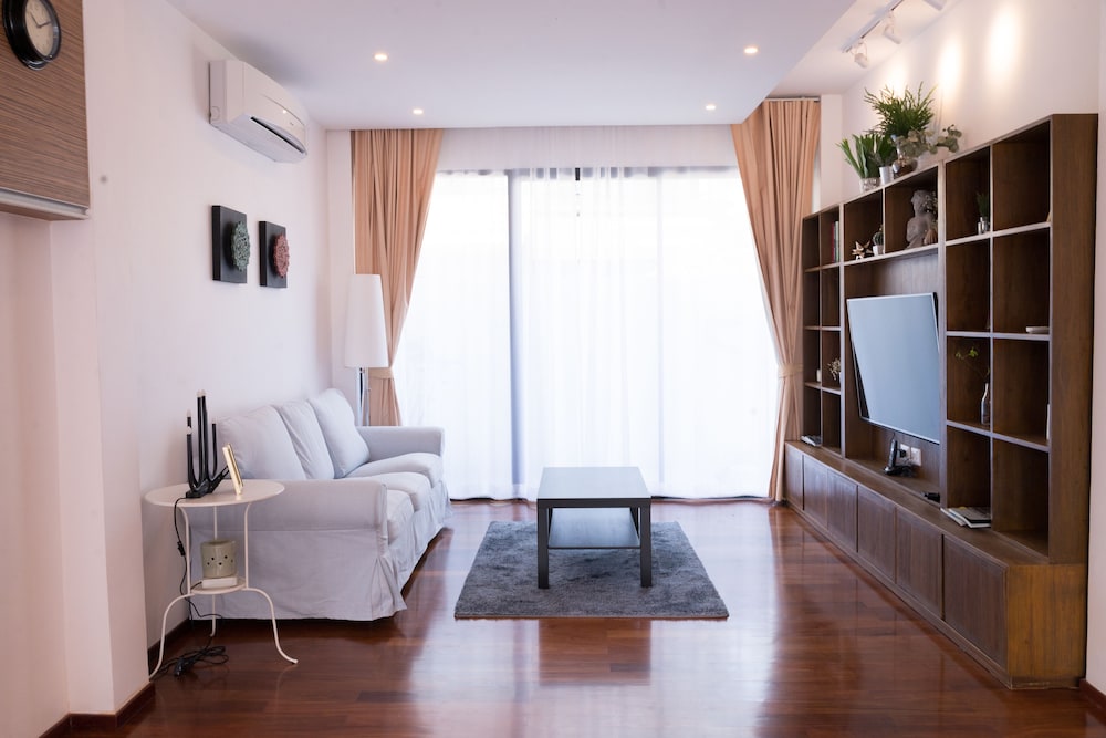 Chic Villa 6 37/61