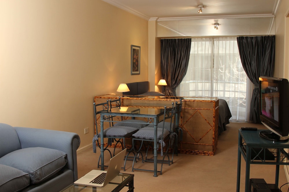 Mayla Apartments 22/25
