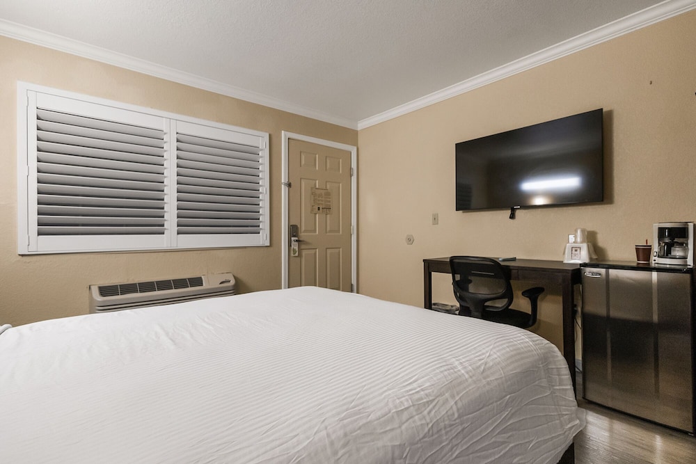 Country Inn Sonora 17/59