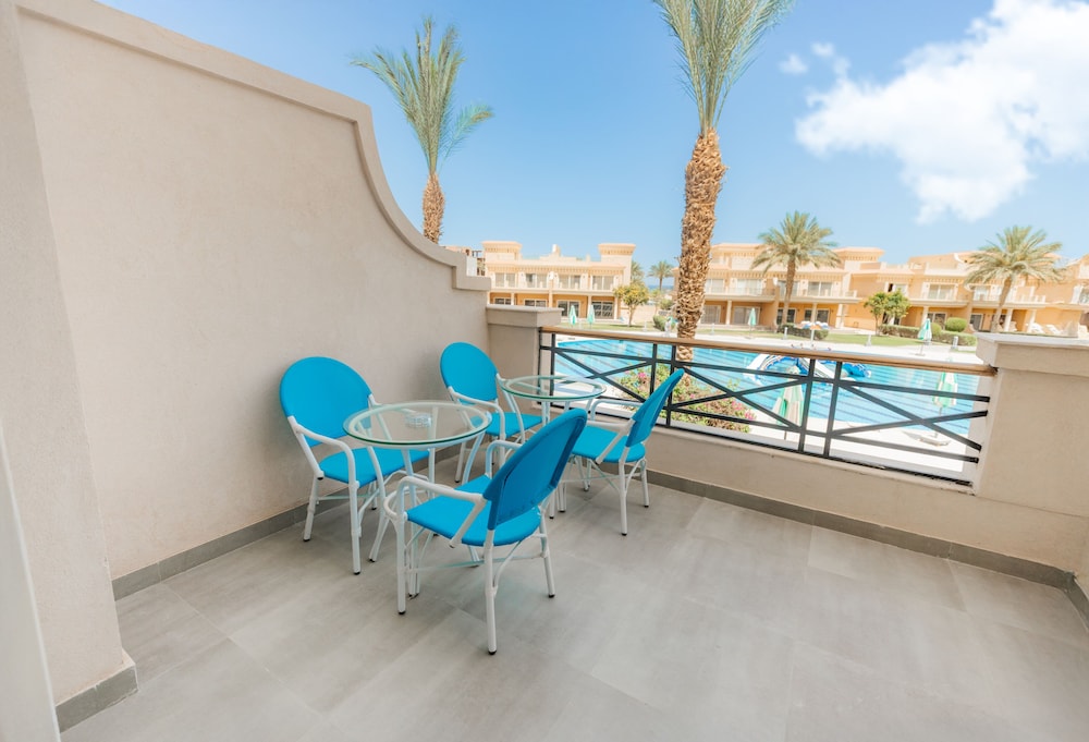 FLOW Spectrum Resort Sahl Hasheesh 79/102