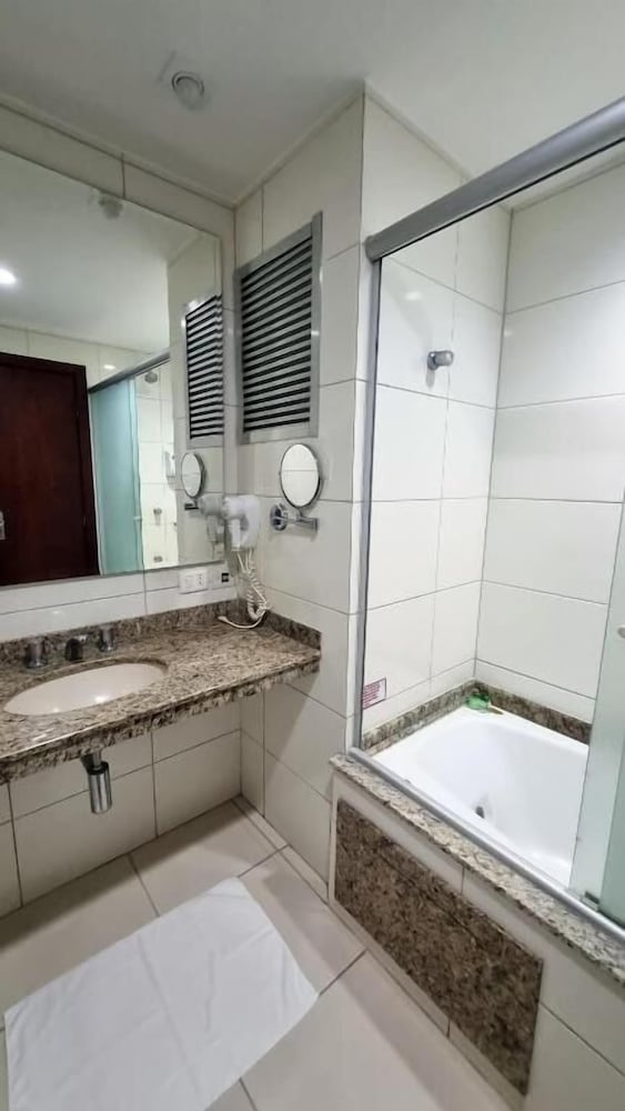 Cedro Hotel 66/68
