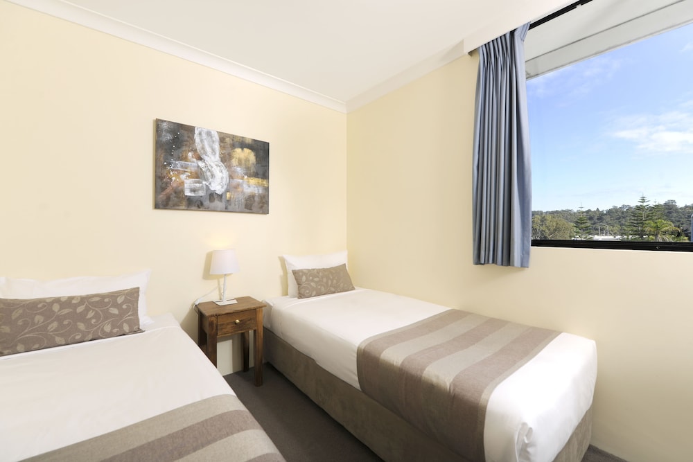 Lodestar Waterside Apartments 14/44