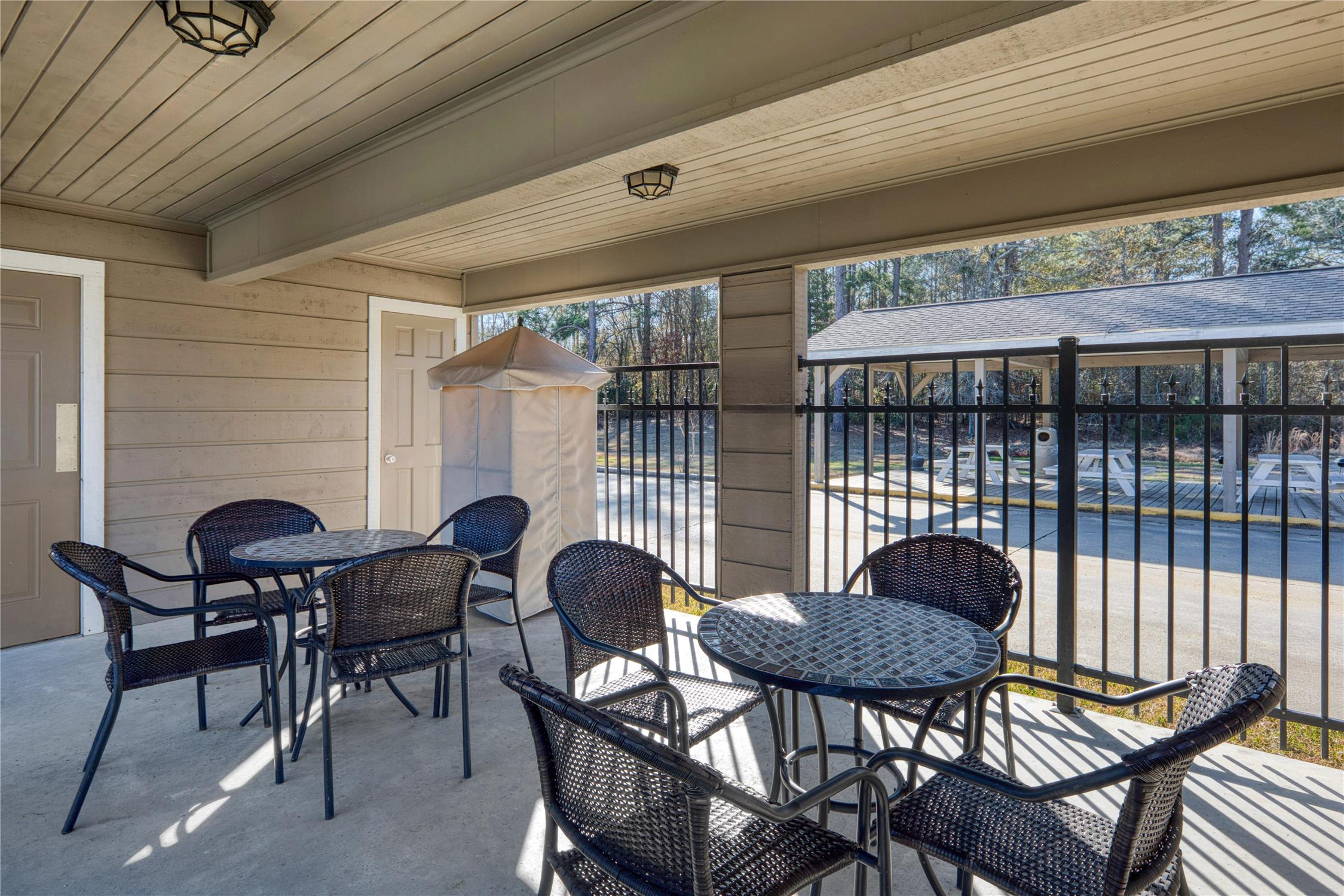 SureStay Hotel By Best Western Leesville 16/28