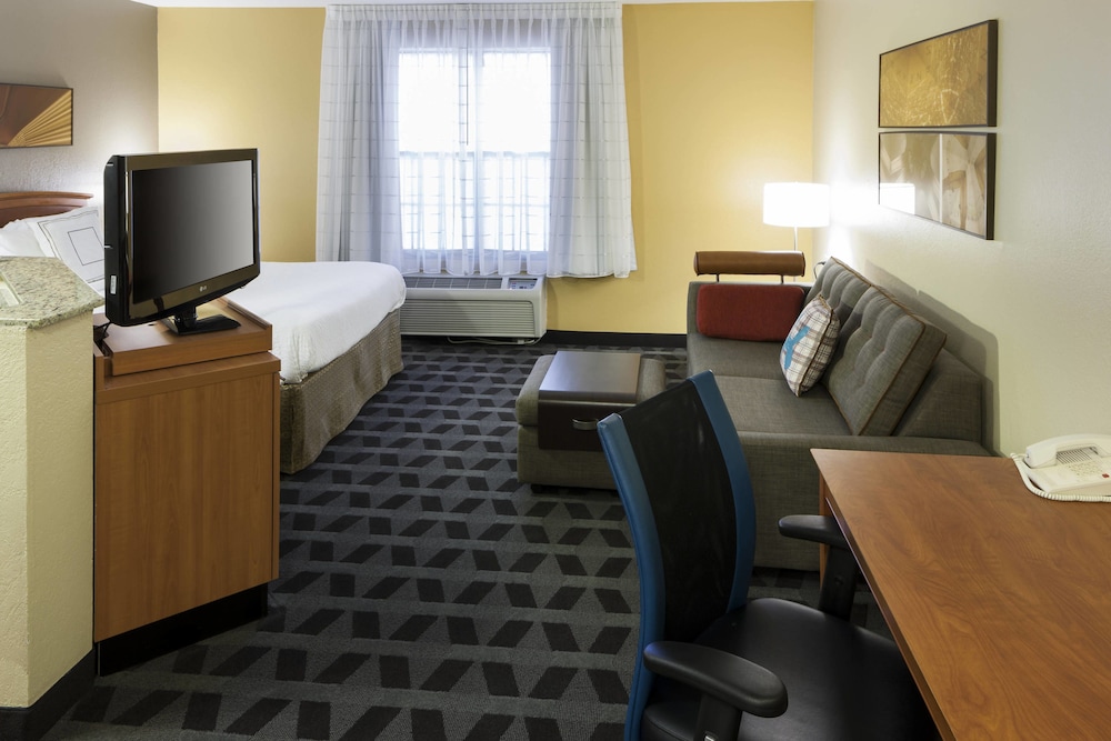 TownePlace Suites by Marriott Dallas Arlington North 33/43