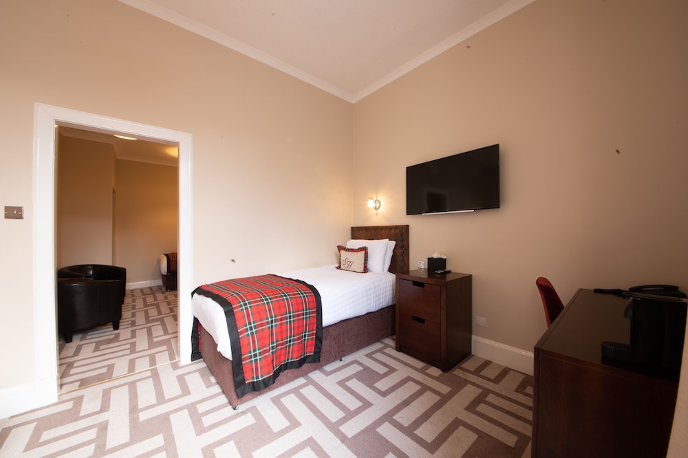 Scotlands Spa Hotel 11/95