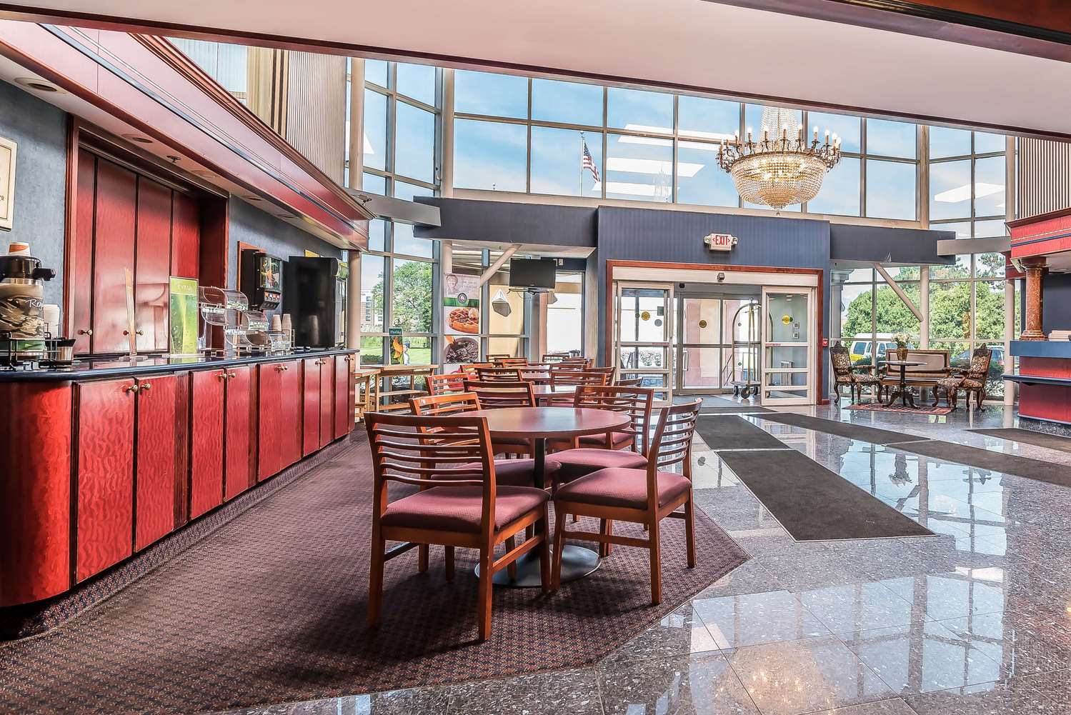 Quality Inn & Suites Albany Airport 25/36