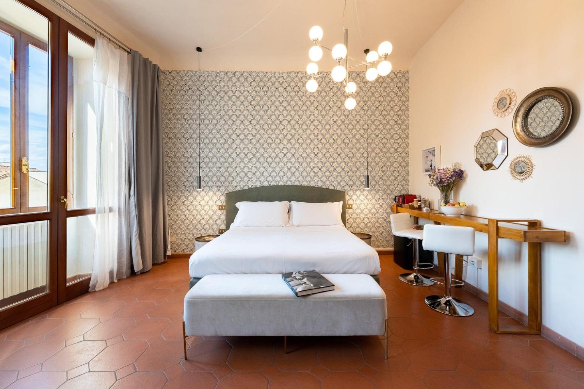 SPIRIT OF FLORENCE Boutique Rooms 3/15