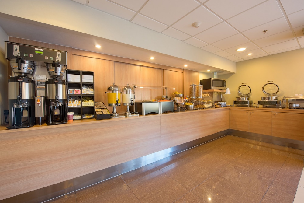 City Express by Marriott San Jose Costa Rica 12/50