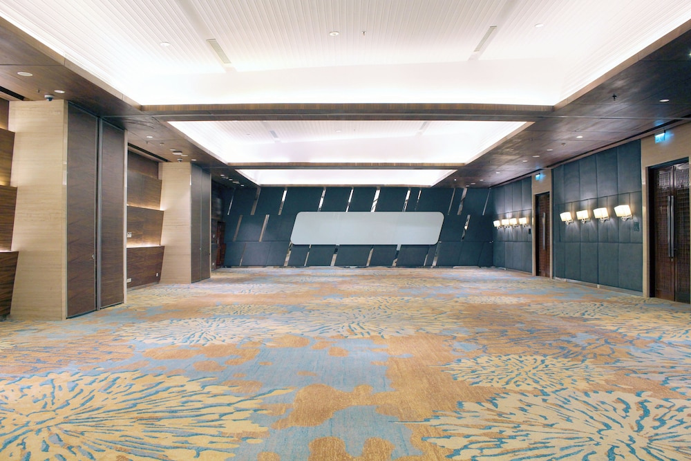 Hotel Ciputra Cibubur managed by Swiss-Belhotel International 35/75
