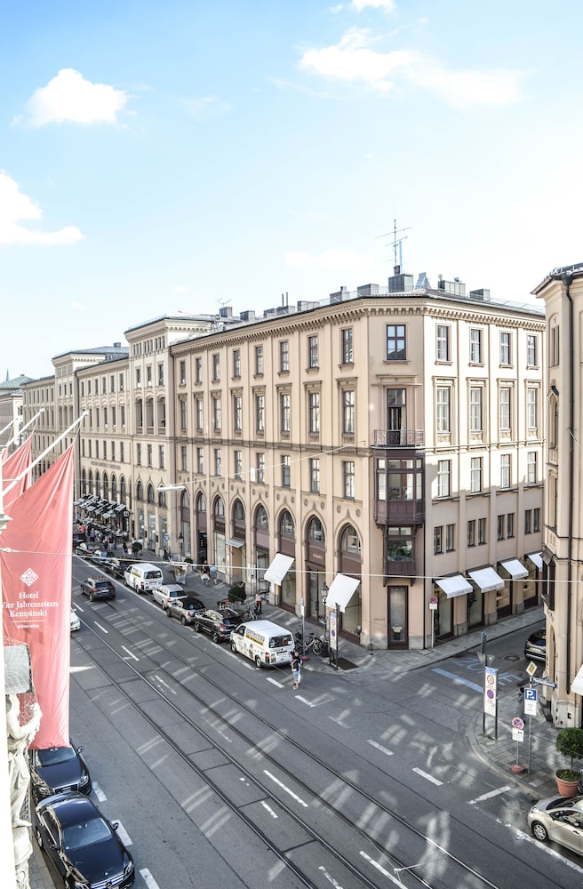 Hotel Vier Jahreszeiten Kempinski Munich 7/74