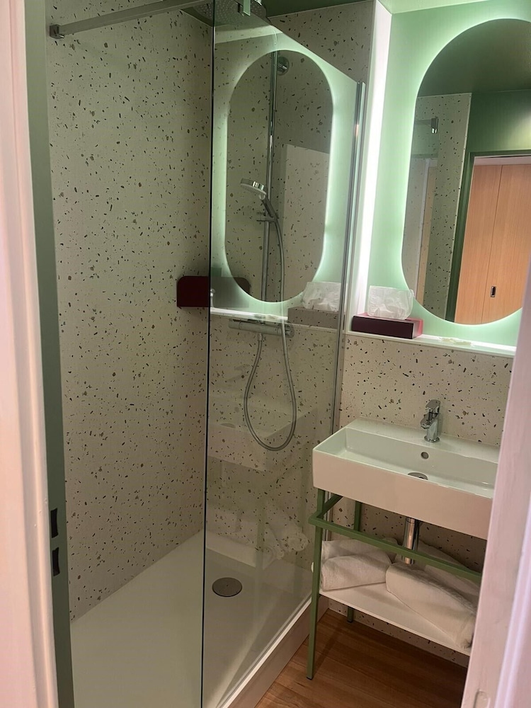ibis Styles Annecy Le Vieux 63/65