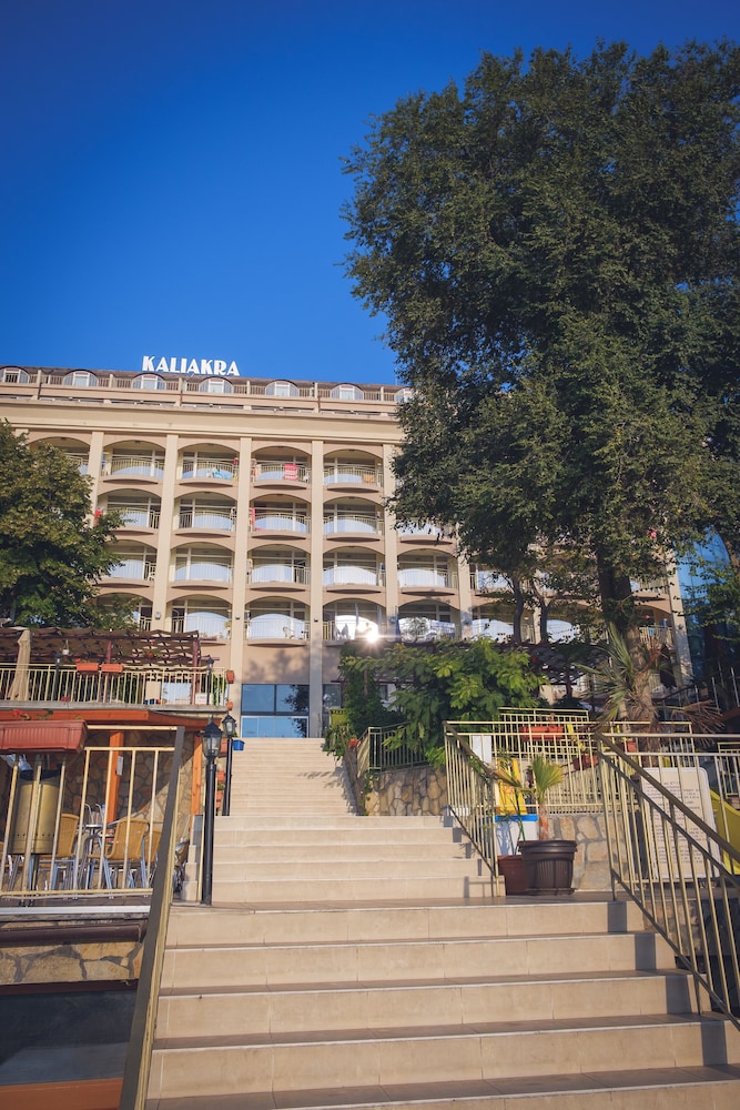 Elpida Beach Hotel in GOLDEN SANDS