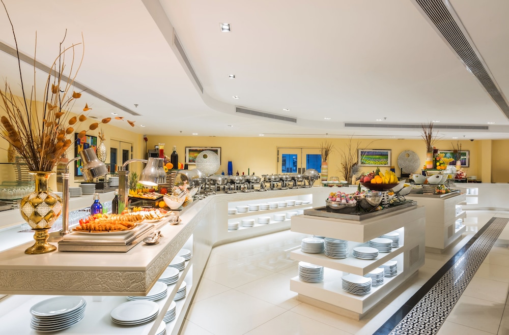 فندق قرية الريم(Al Reem Village Hotel) 9/51