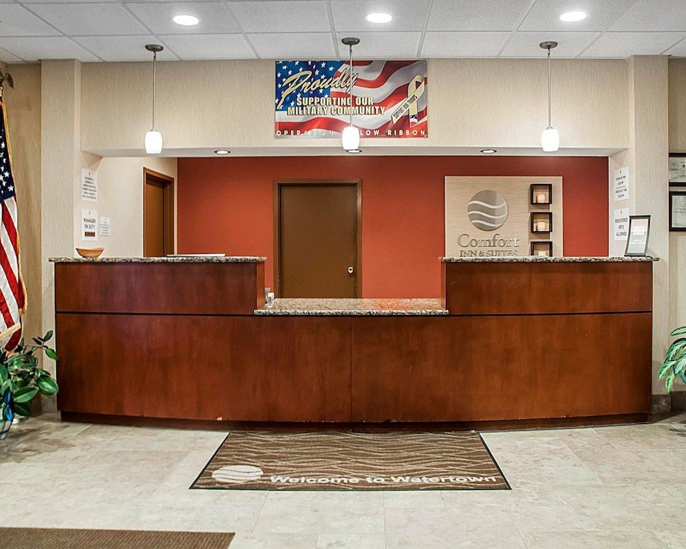 Comfort Inn & Suites Watertown - 1000 Islands 5/54