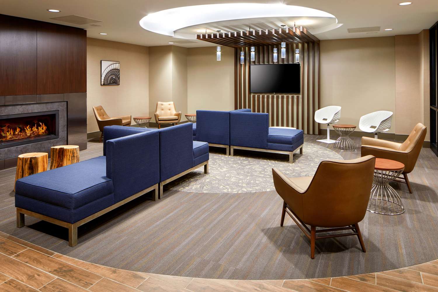 The Lodge at Duke Medical Center Durham 20/23