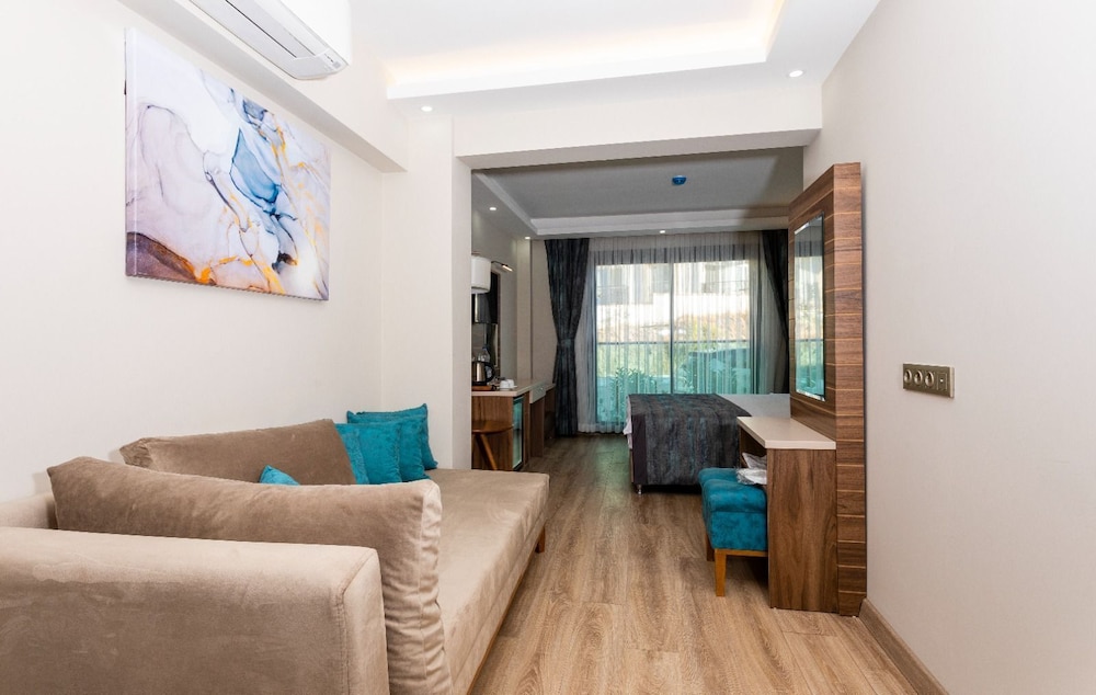 Gulluk Yali Boutique Otel 26/48