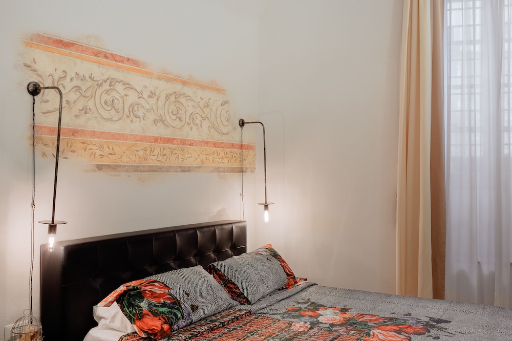 Relais Giulia 29/85