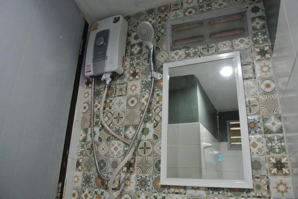 Phang Nga Guesthouse 112/121