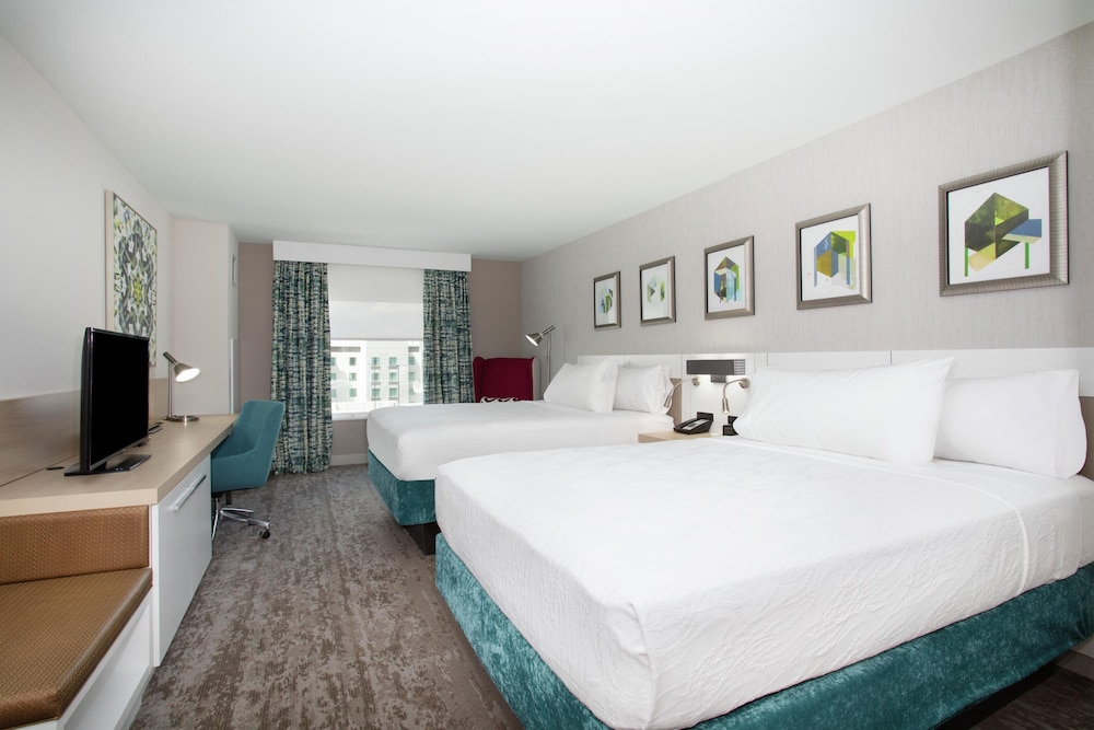 WELLNESS, 2 QUEEN BEDS, ACCESSIBLE