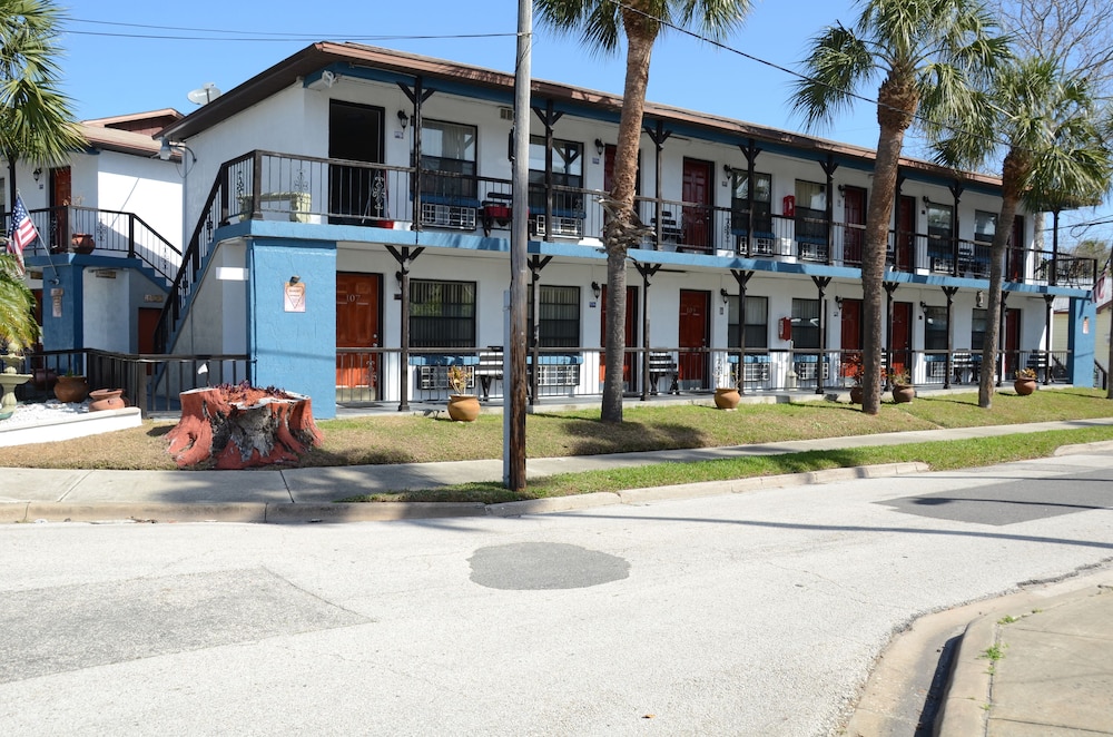 Merida Inn And Suites 5/50