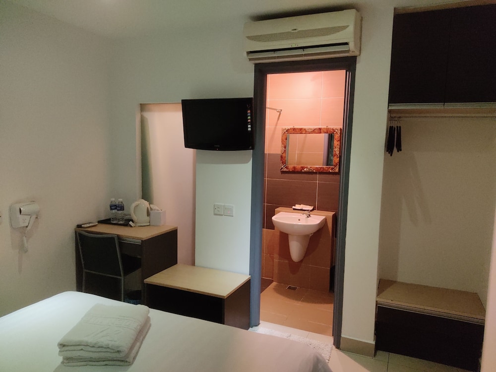 Hotel Golden View Puchong 20/39