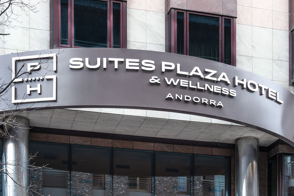 Suites Plaza Hotel & Wellness 1/50
