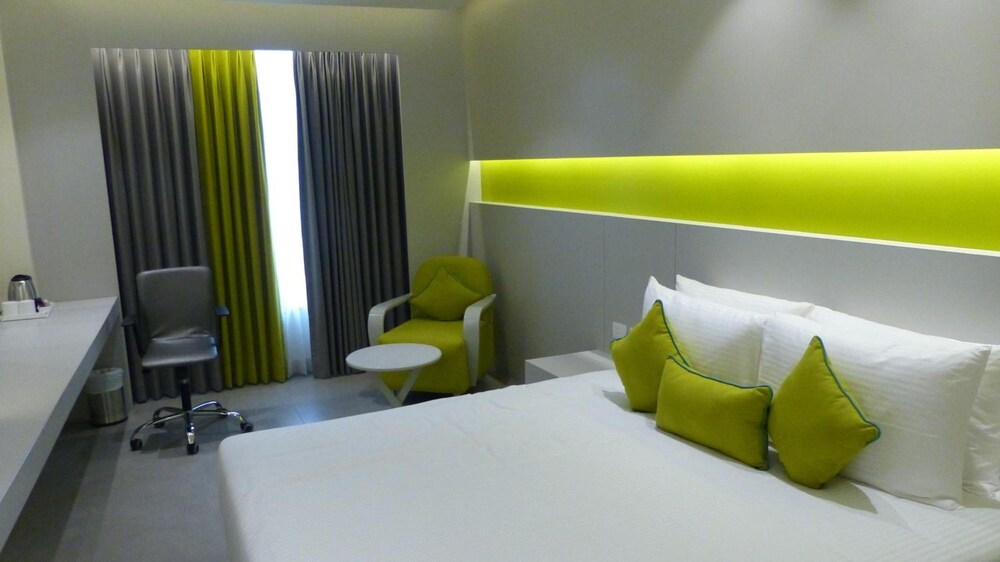 Zibe Coimbatore By Grt Hotels 14/28