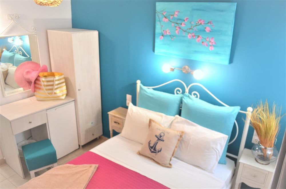 Kastro Hotel 33/50
