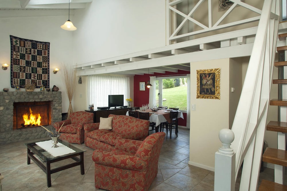 Blanca Patagonia Boutique Inn and Cabins 36/66