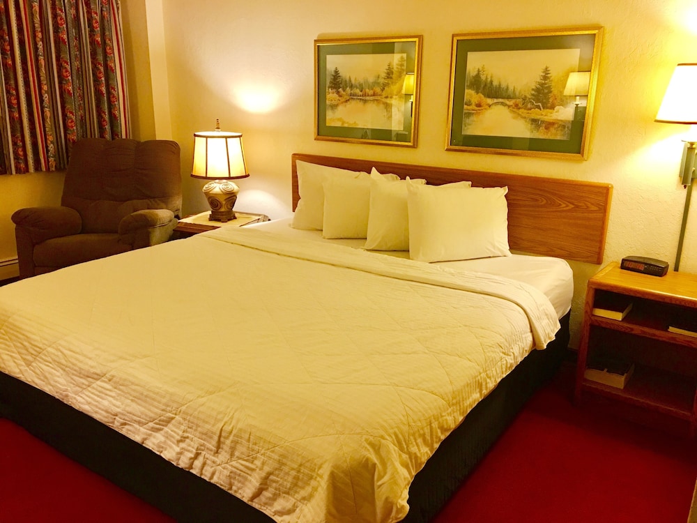 Select Inn Breckenridge 11/50