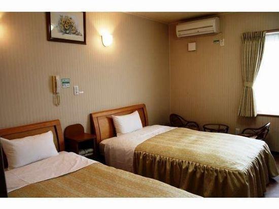 Business Hotel Grandy II 6/24