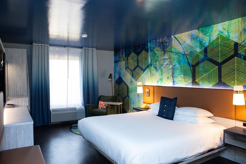 Hotel Denim 16/43