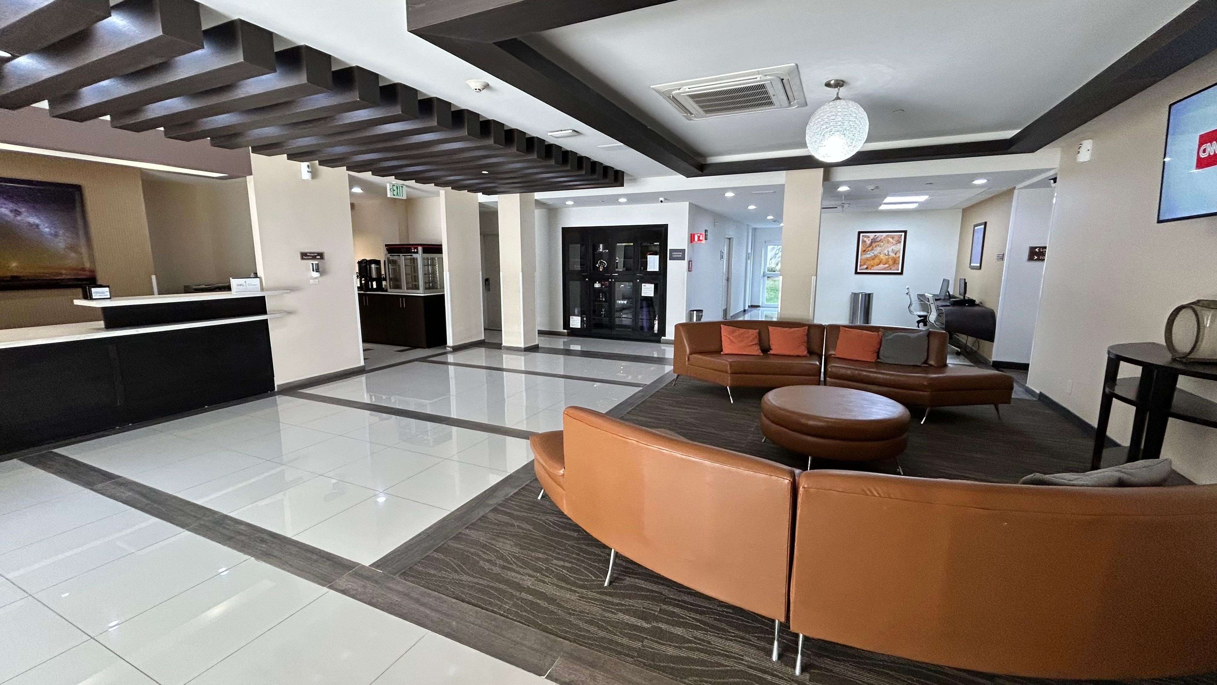 CANDLEWOOD SUITES QUERETARO JURIQUILLA 55/71