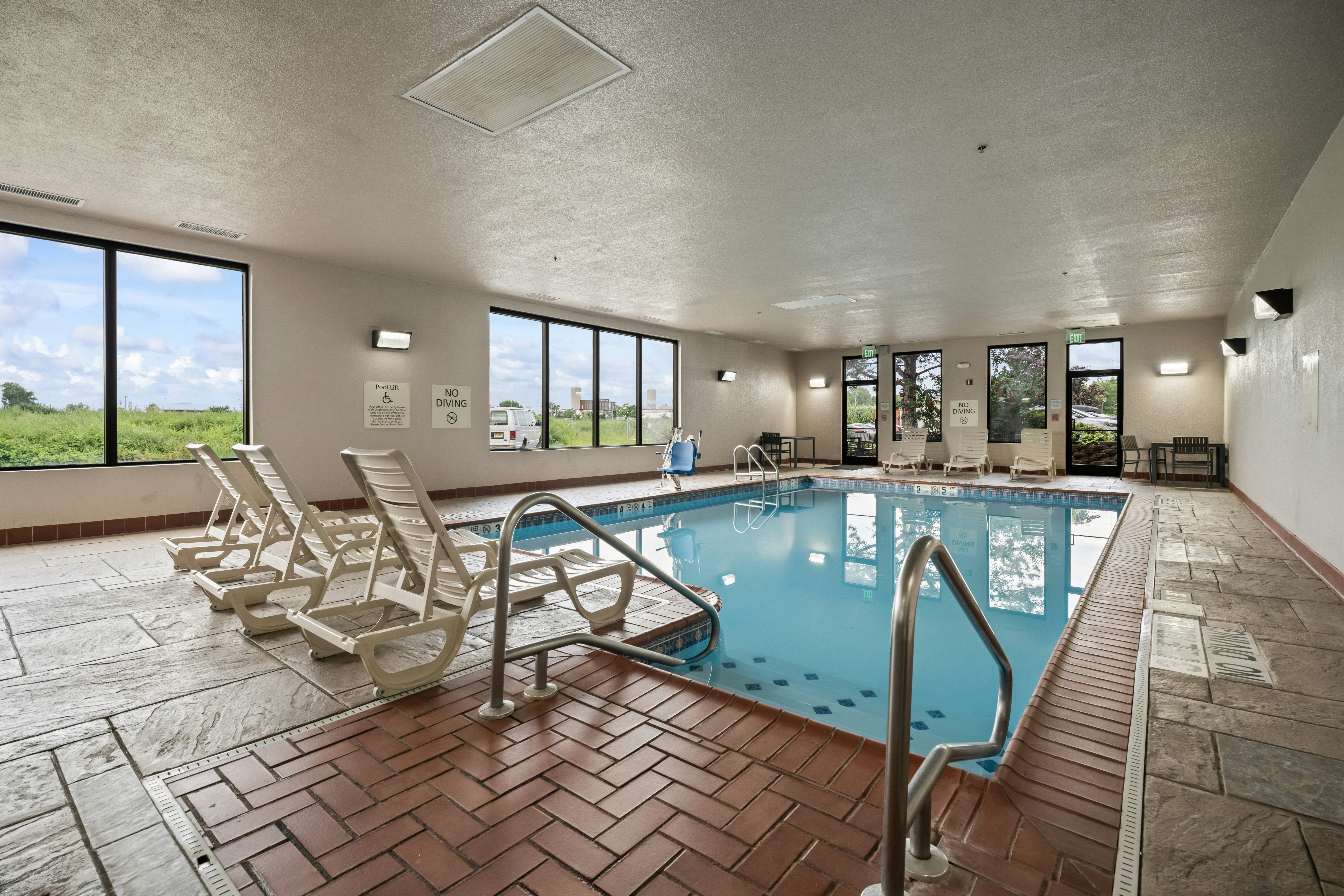 Hampton Inn Ridgefield Park 23/48