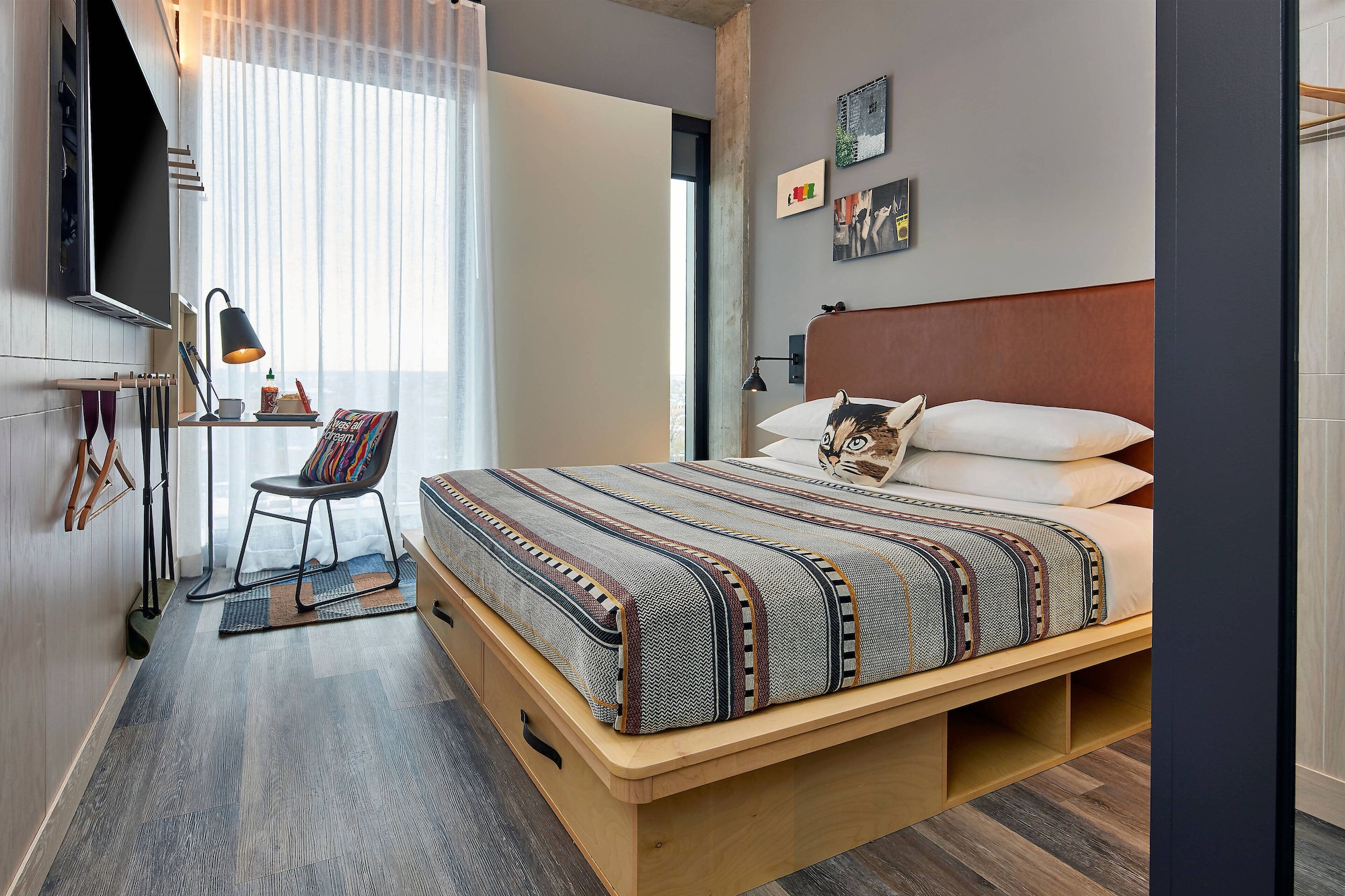 Standard, King Bed