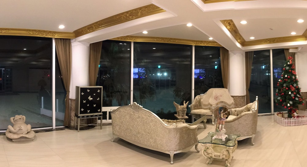 White House Beach Resort 39/71