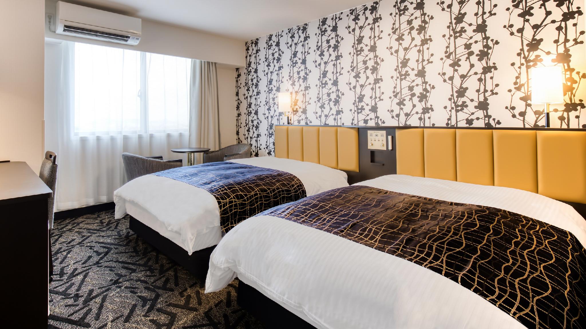 Guest Room, Superior, Twin Beds