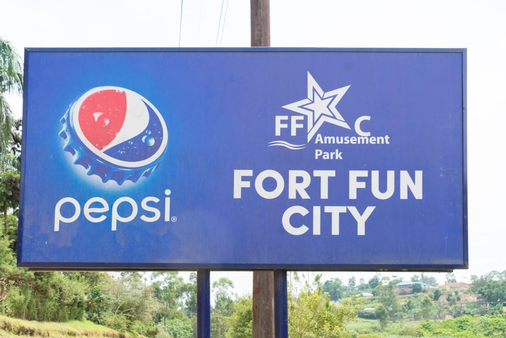 Fort Fun City 7/50