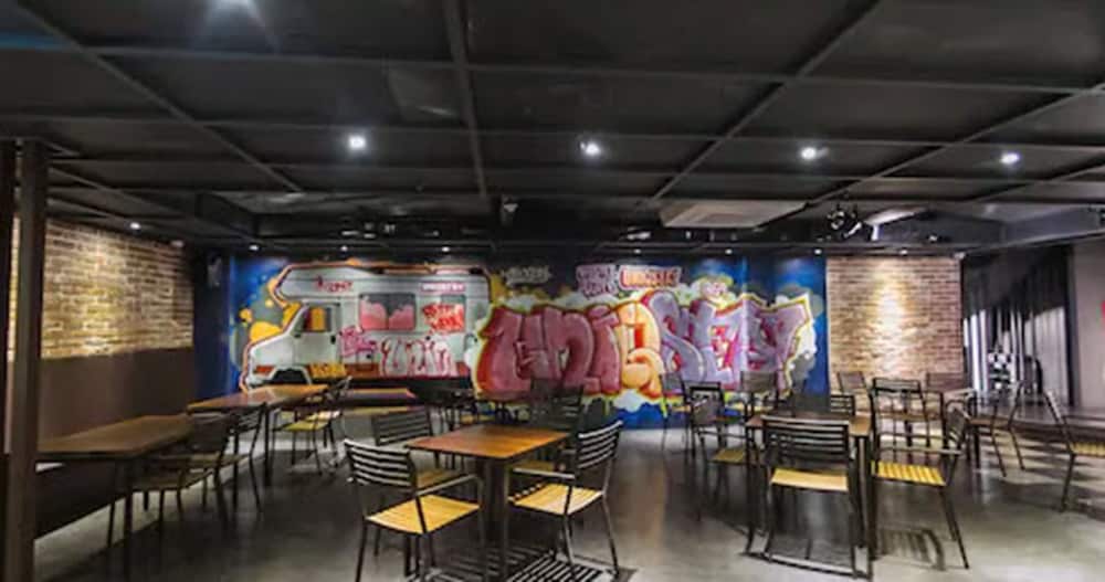 Uniqstay Hostel And Suite 41/46