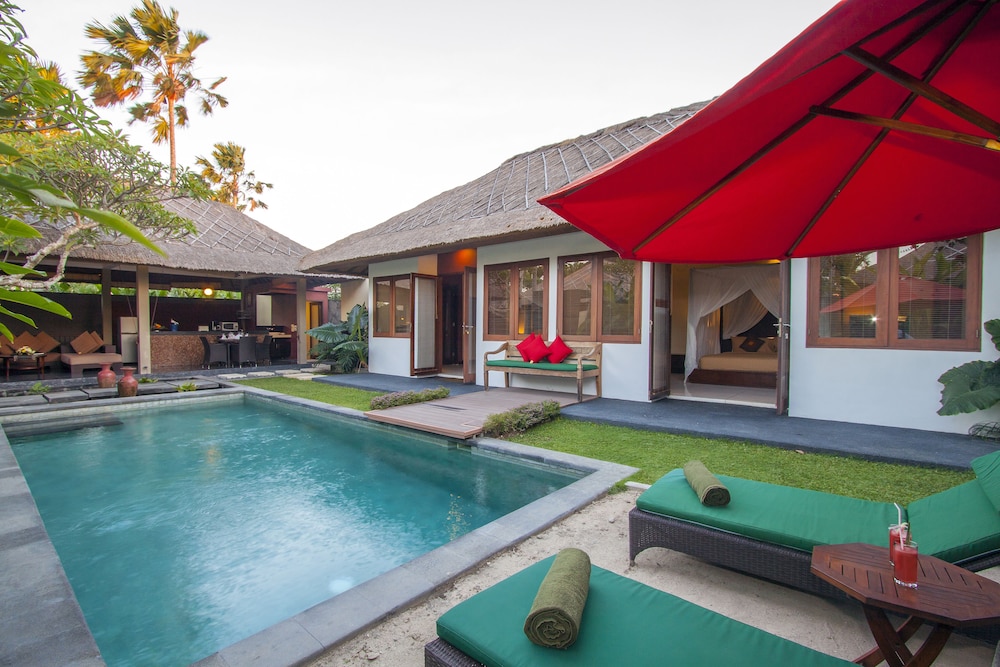 Imani Villas 41/46