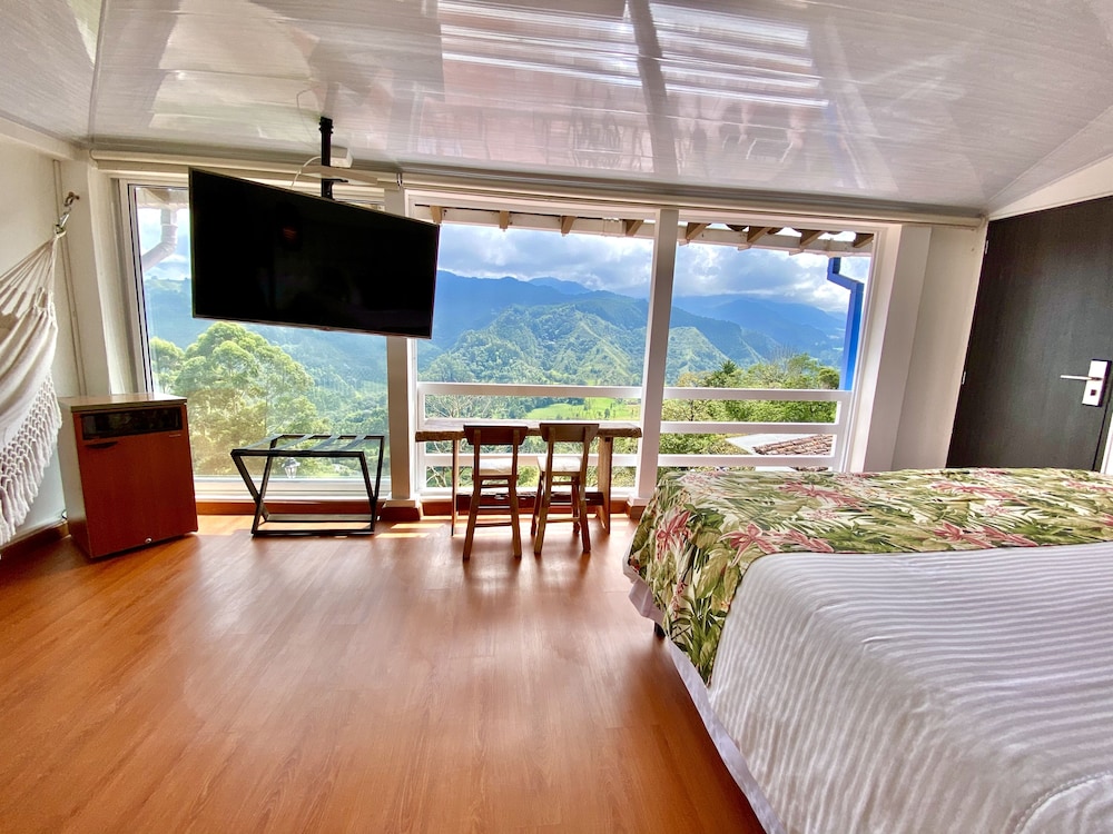Hotel Mirador del Cocora 38/77