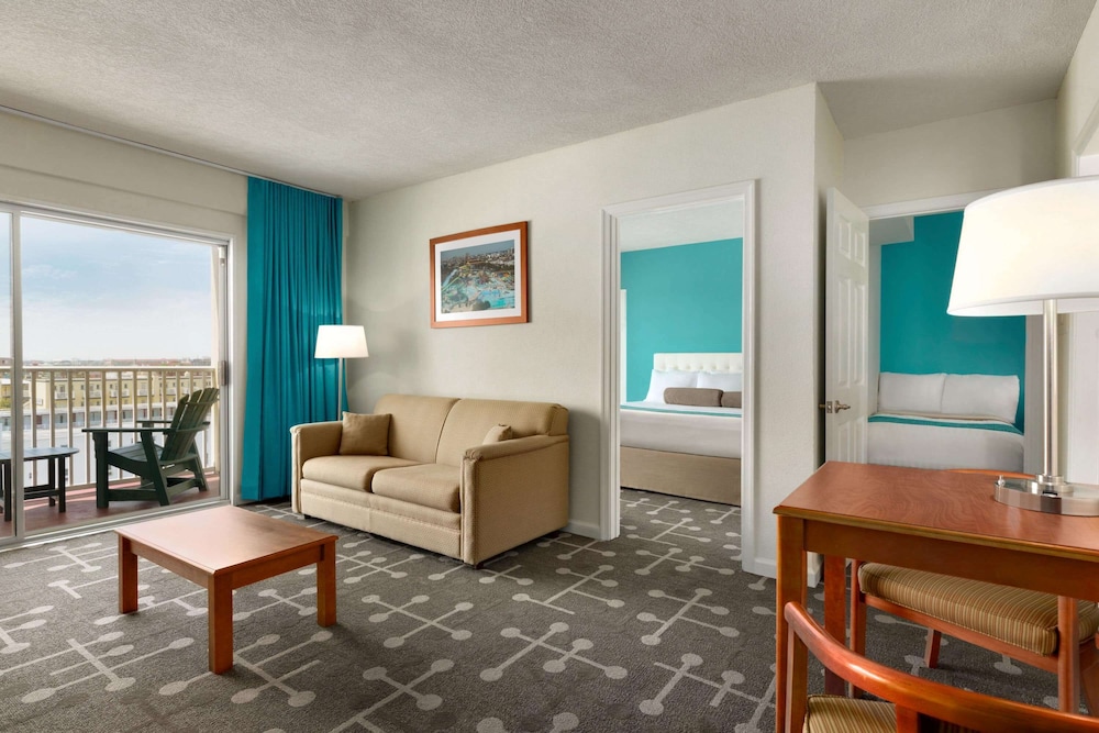 Howard Johnson By Wyndham Ocean City Oceanfront 24/50