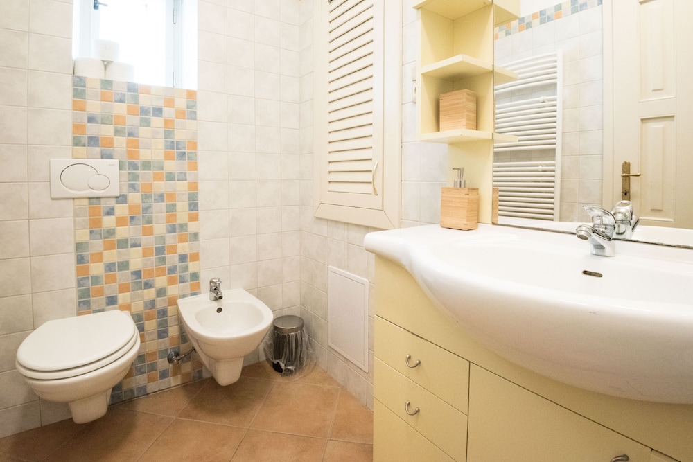 White Swan Boutique Apartments 57/58