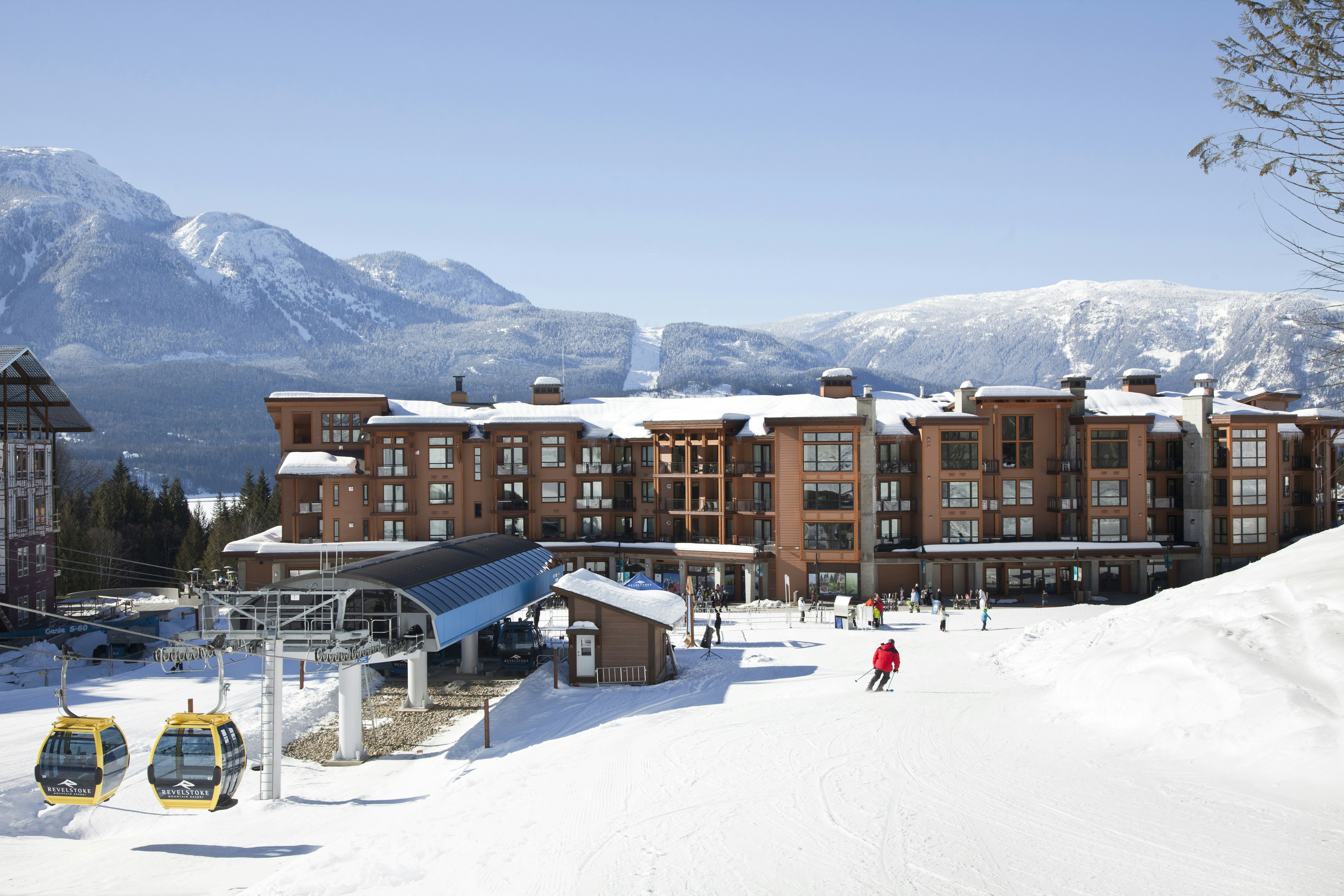 The Sutton Place Hotel Revelstoke Mountain Resort 2/37