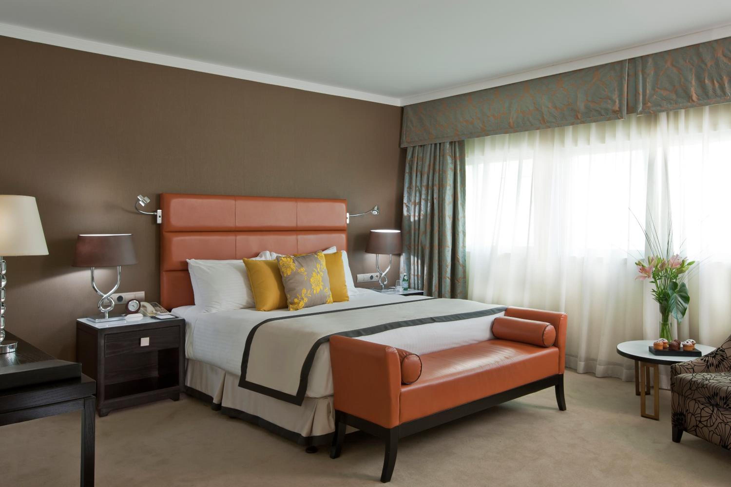 Diplomat, Suite, 2 Double Beds, Pool View