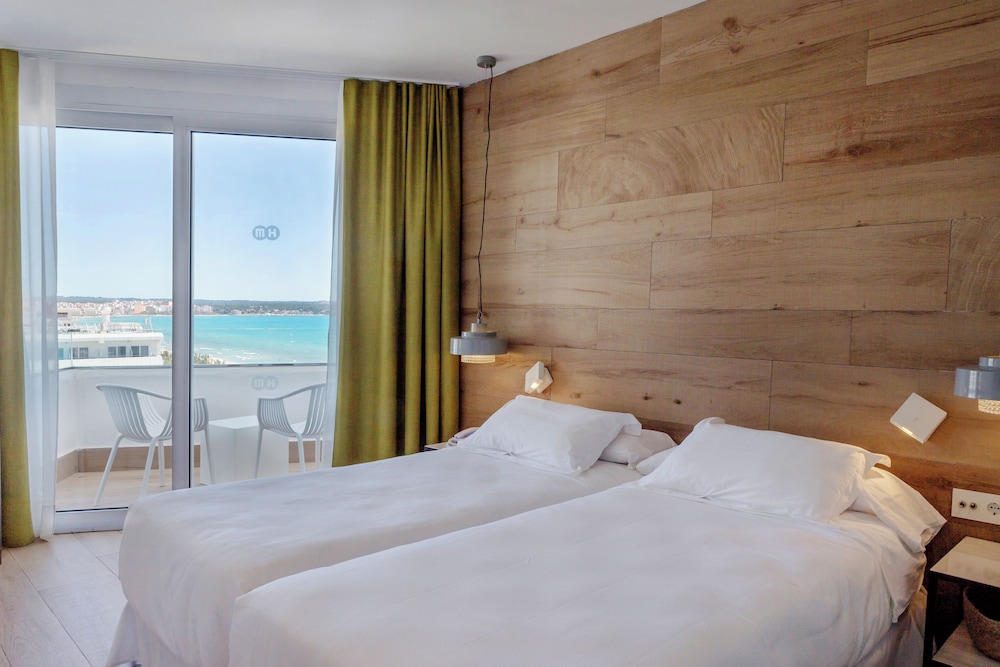 ROOM, SINGLE, DOUBLE BED, PARTIAL SEA VIEW, BALCONY